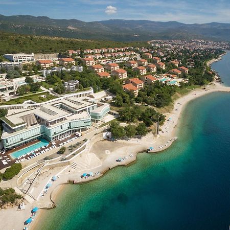 Apartments Grand Novi Vinodolski Resort Bagian luar foto