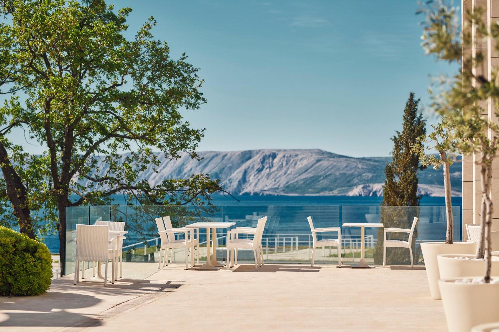 Apartments Grand Novi Vinodolski Resort Bagian luar foto
