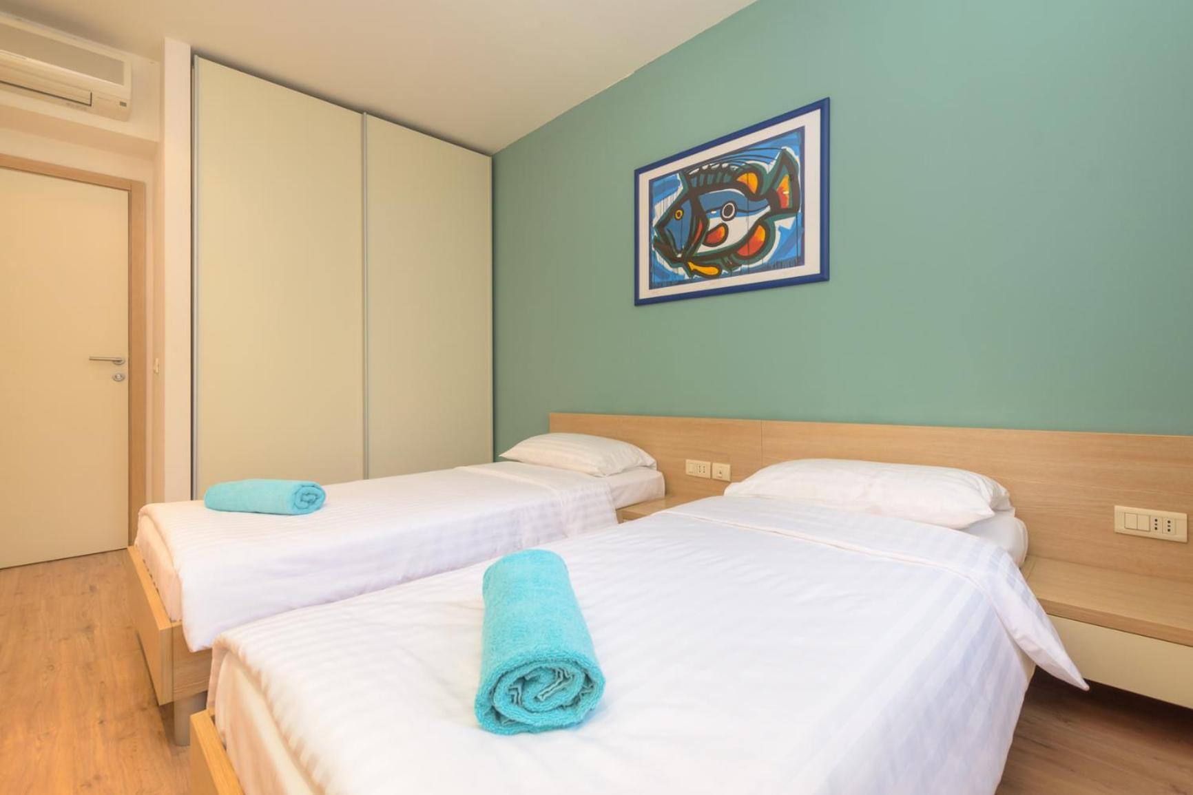 Apartments Grand Novi Vinodolski Resort Ruang foto