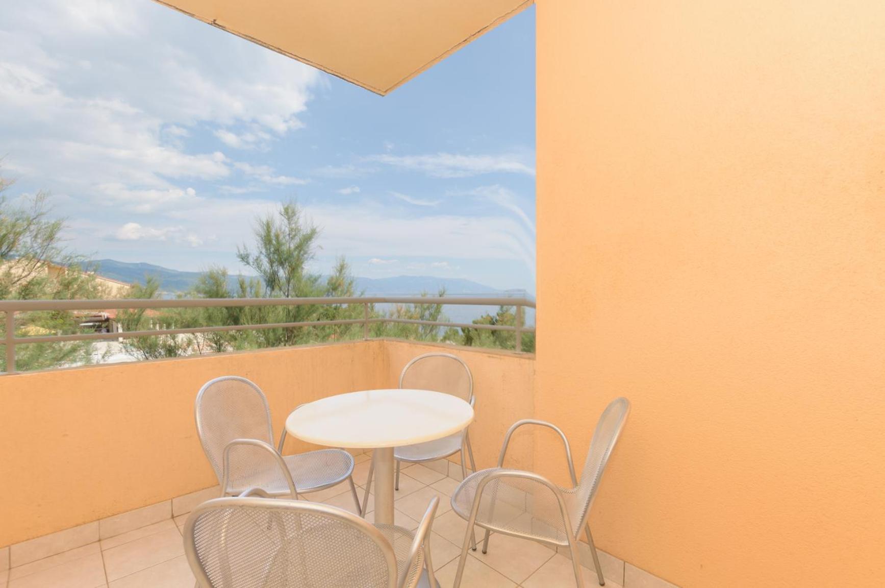 Apartments Grand Novi Vinodolski Resort Ruang foto