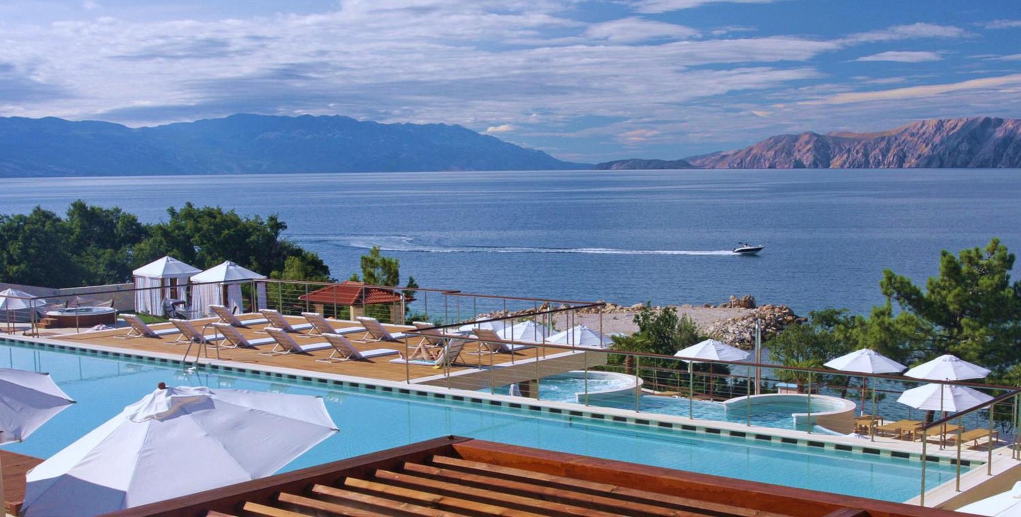 Apartments Grand Novi Vinodolski Resort Bagian luar foto
